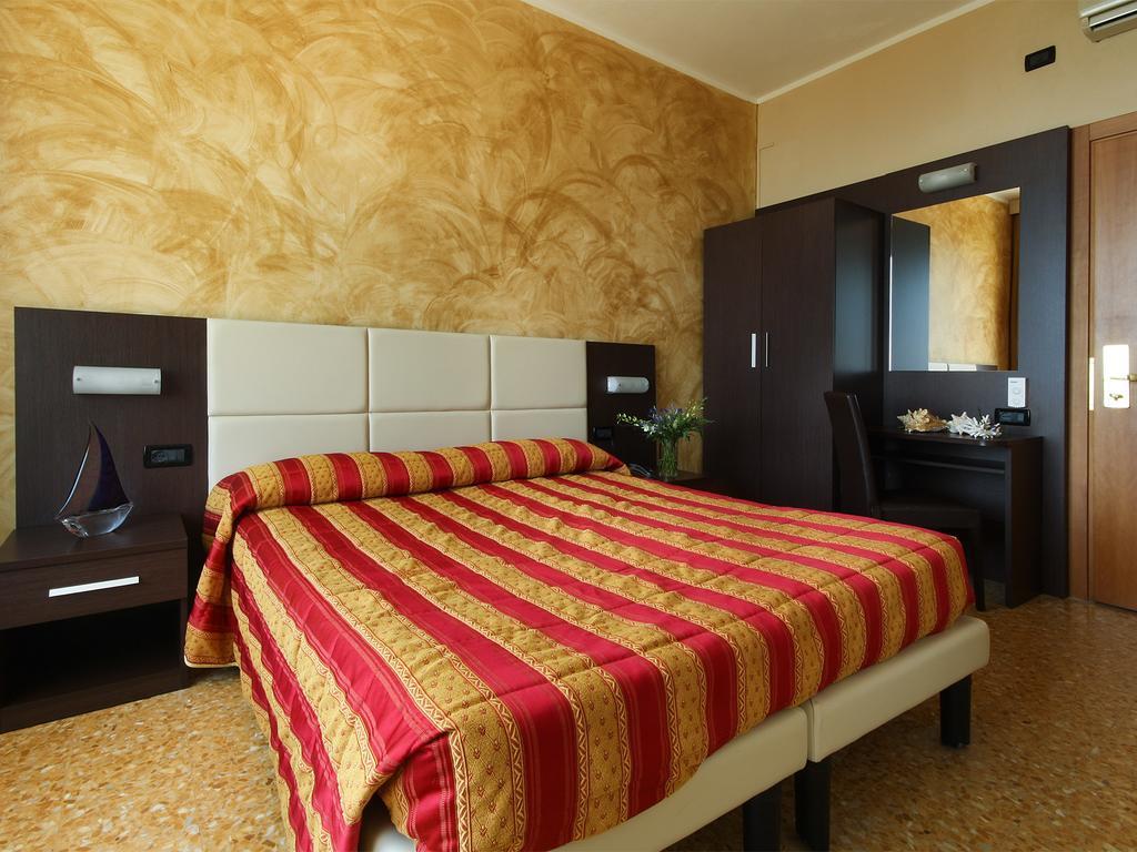 Piccolo Hotel Diano Marina
